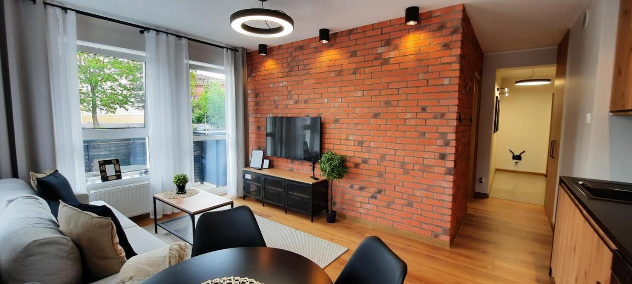 Asti Apartamenty Centrum Stargard 스타르가르드 시체신스키 외부 사진