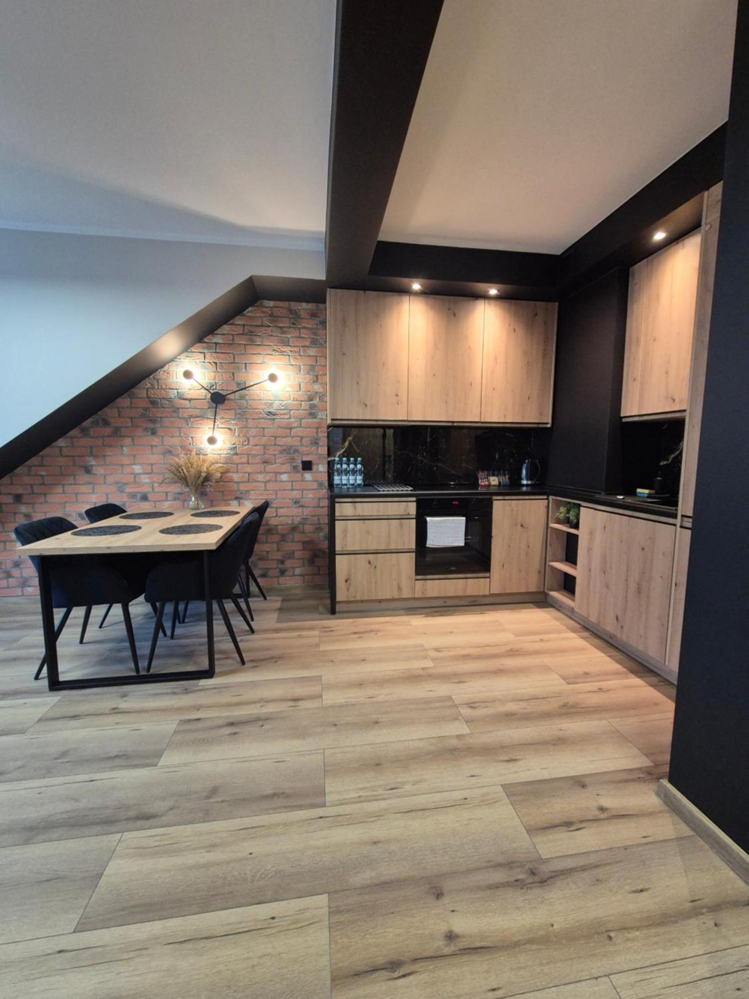 Asti Apartamenty Centrum Stargard 스타르가르드 시체신스키 외부 사진