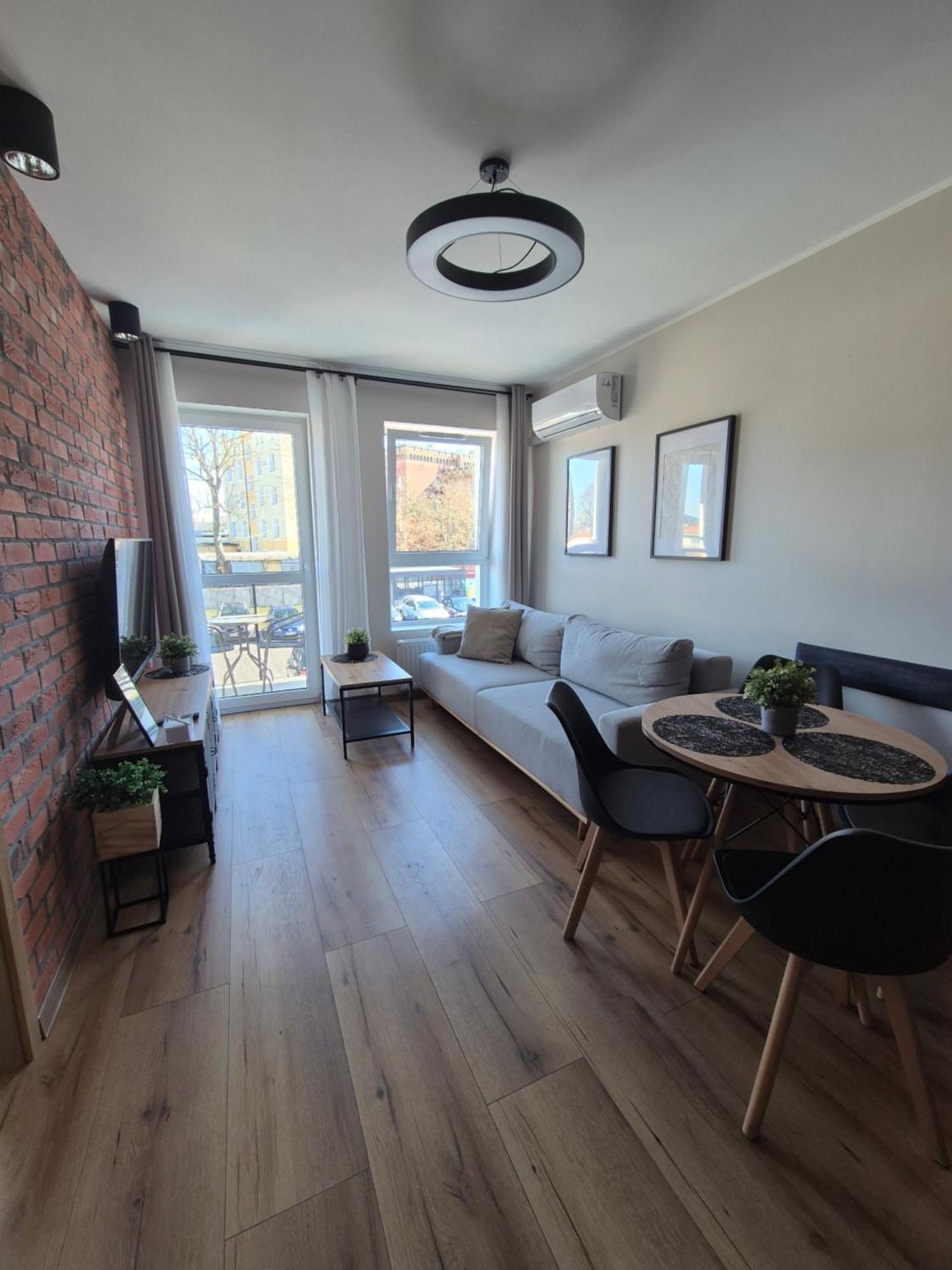 Asti Apartamenty Centrum Stargard 스타르가르드 시체신스키 외부 사진